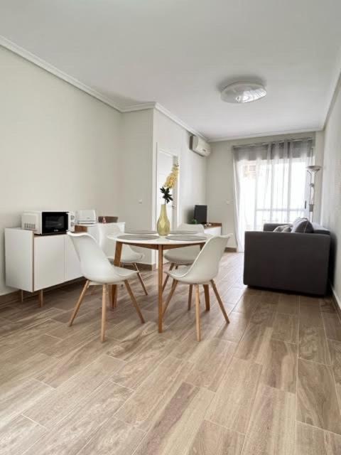 Eb By Zanis Apartment Torrevieja Ngoại thất bức ảnh